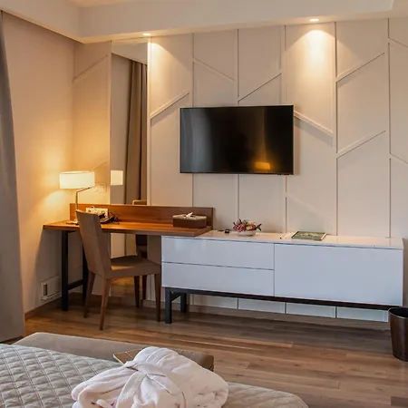 Hotel Imola Platán 4*