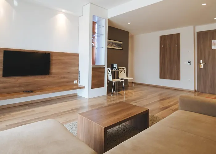 Imola Platán 4*