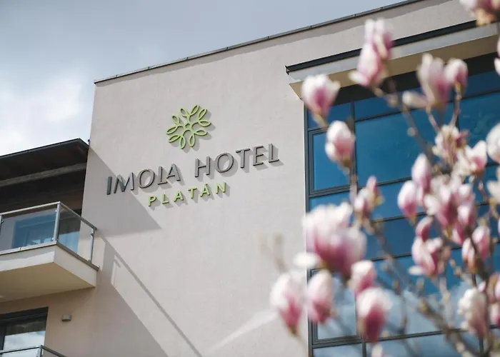 Hotel Imola Platán