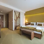 Imola Platan - Adults Only 4*
