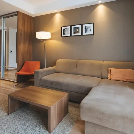 Hotel Imola Platan