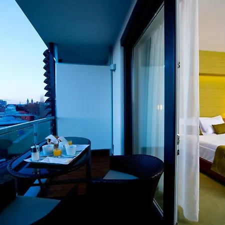 Hotel Imola Platan
