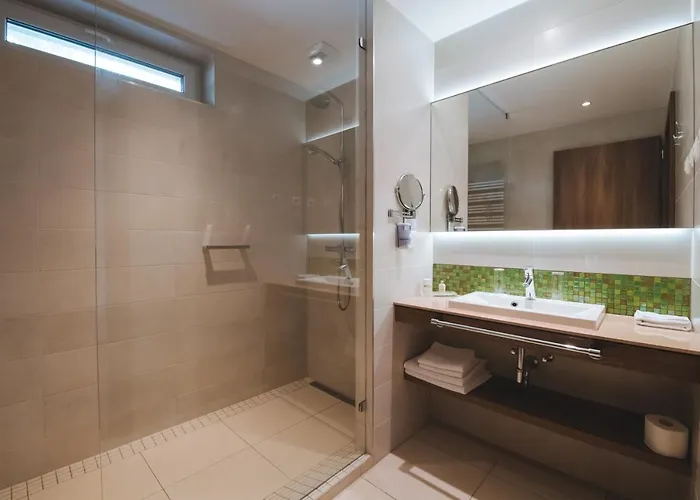 Imola Platan - Adults Only Eger